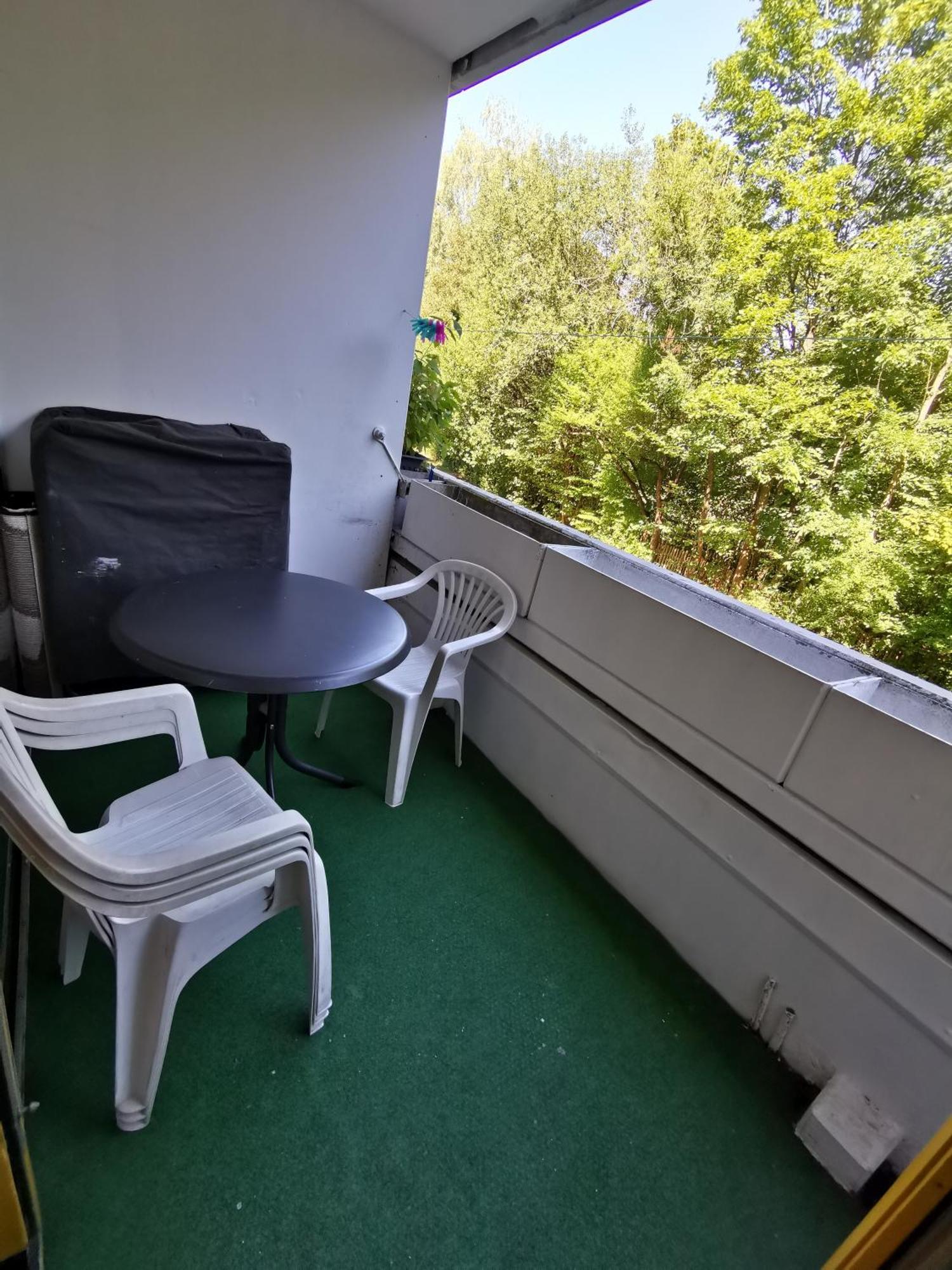 Apartment 1-zi Naehe U-bahn U-3, Balkon, Garage München
