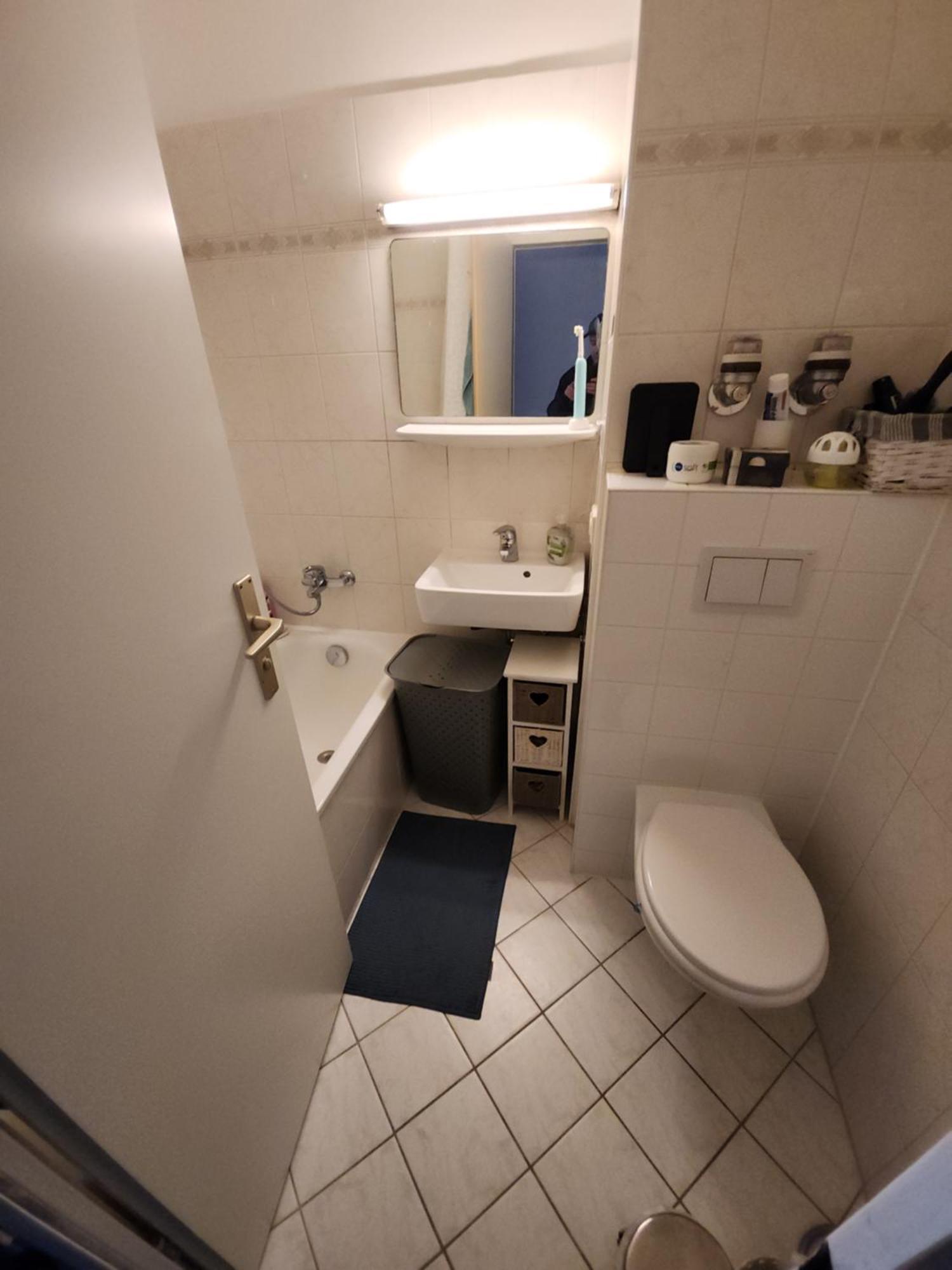 1-zi Naehe U-bahn U-3, Balkon, Garage Apartment *